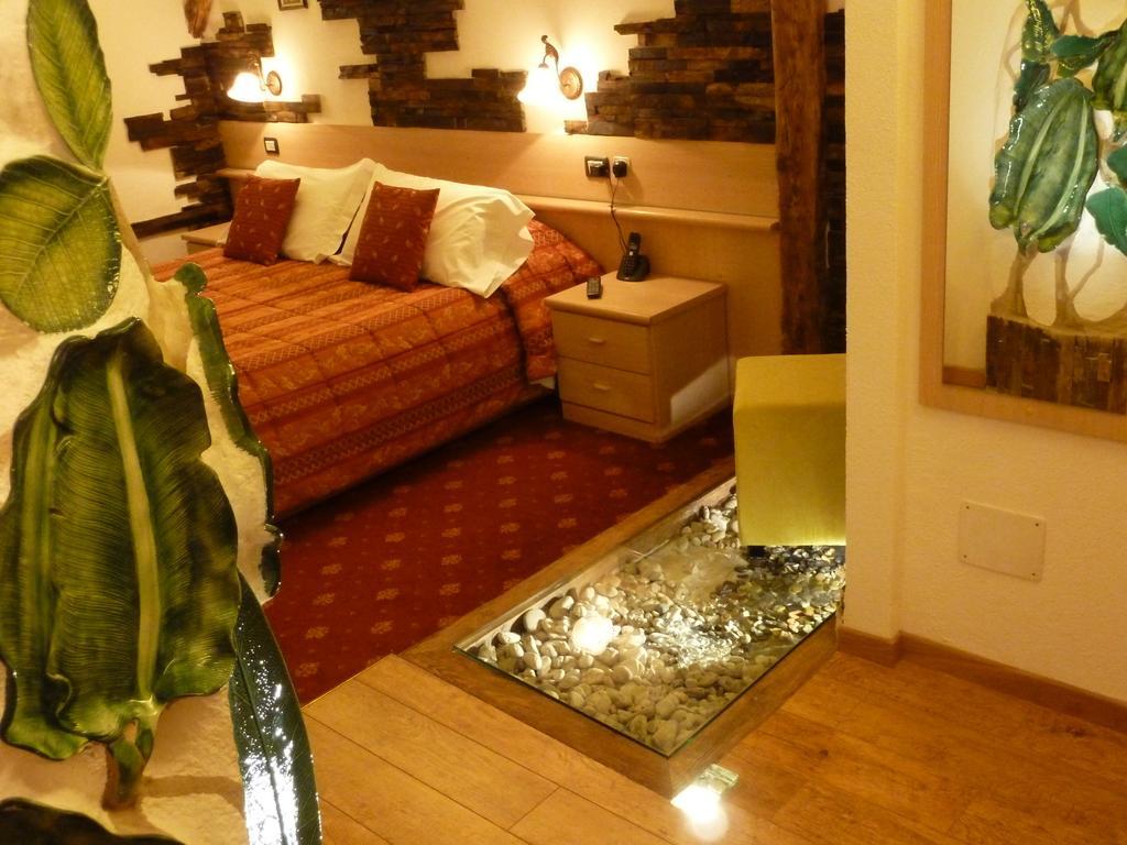 Hotel Ancora Castello-Molina di Fiemme Chambre photo