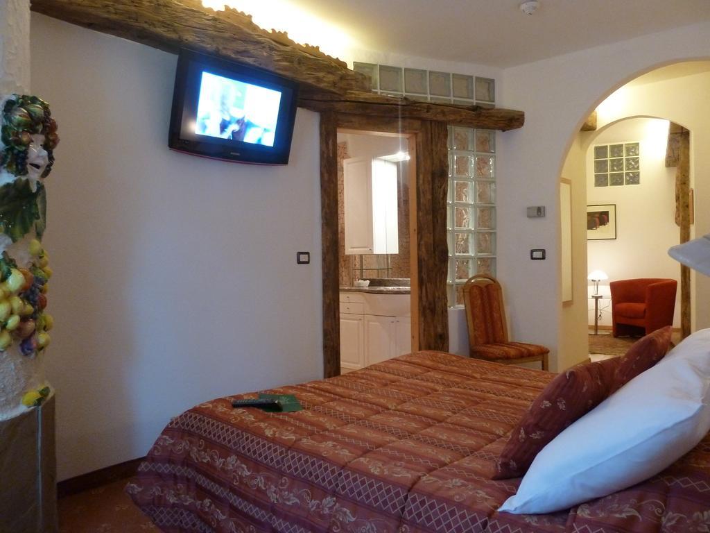 Hotel Ancora Castello-Molina di Fiemme Extérieur photo