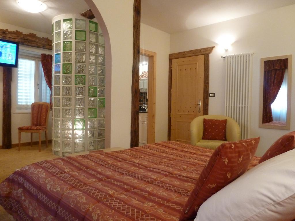 Hotel Ancora Castello-Molina di Fiemme Chambre photo