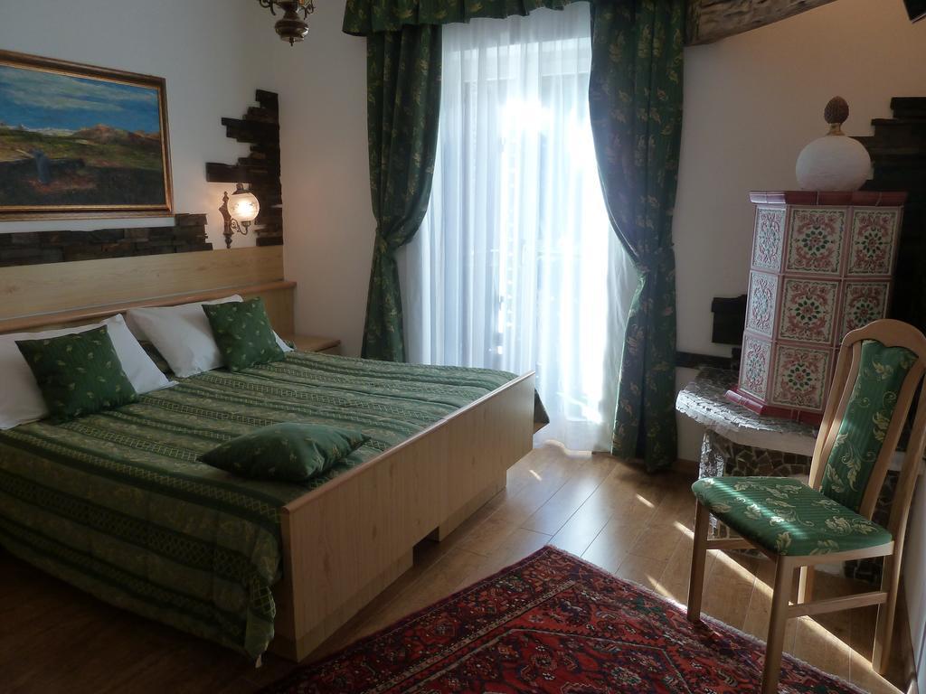 Hotel Ancora Castello-Molina di Fiemme Chambre photo