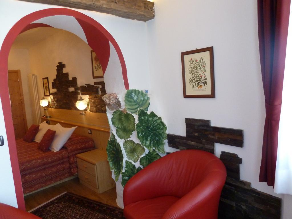 Hotel Ancora Castello-Molina di Fiemme Chambre photo