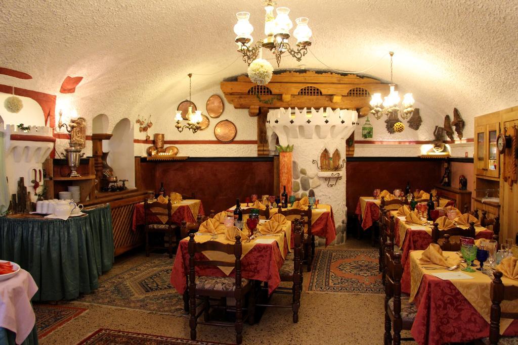 Hotel Ancora Castello-Molina di Fiemme Extérieur photo