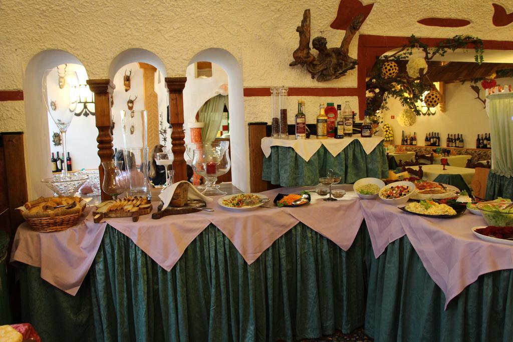 Hotel Ancora Castello-Molina di Fiemme Extérieur photo
