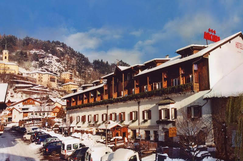 Hotel Ancora Castello-Molina di Fiemme Extérieur photo