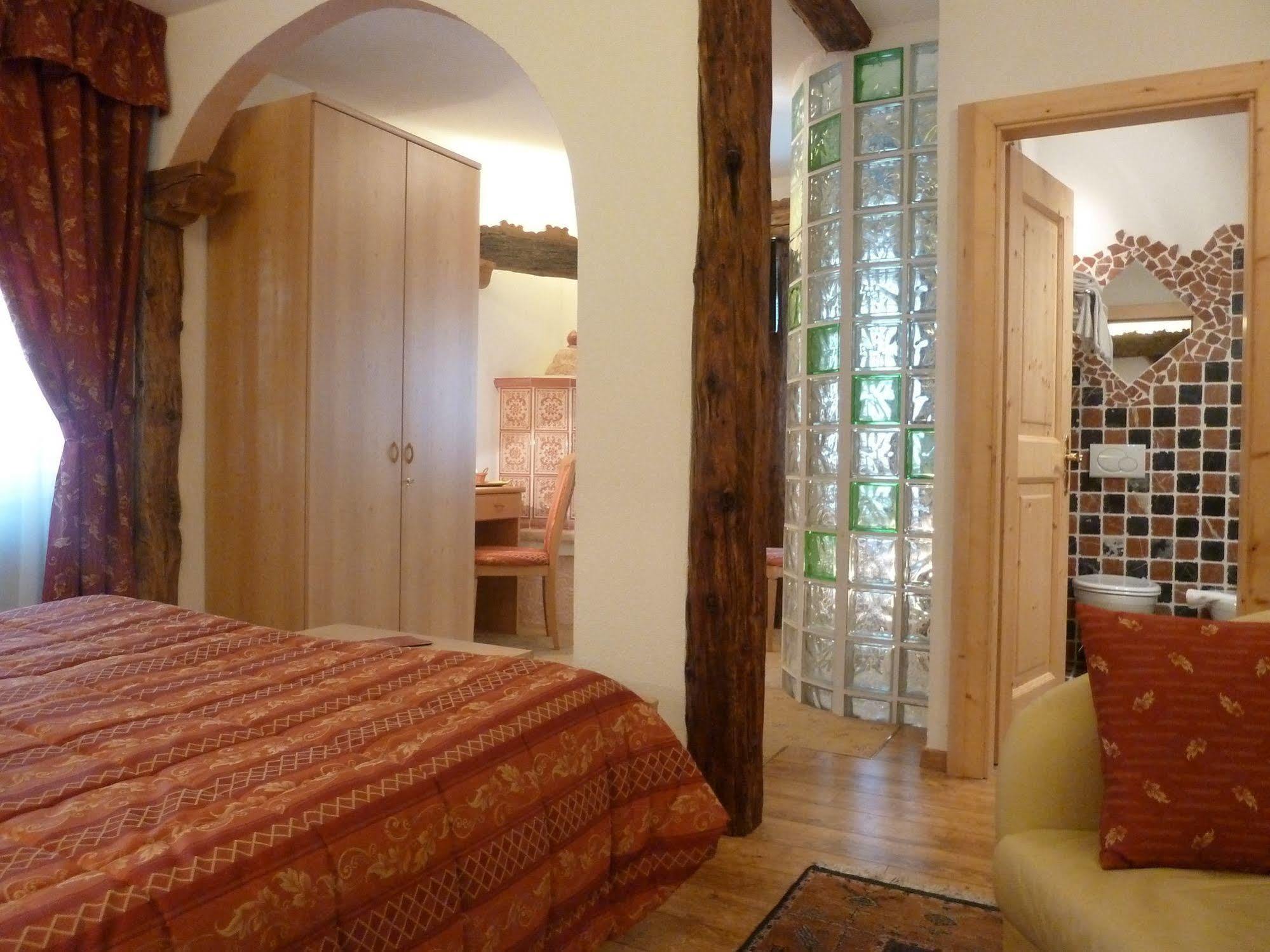 Hotel Ancora Castello-Molina di Fiemme Extérieur photo